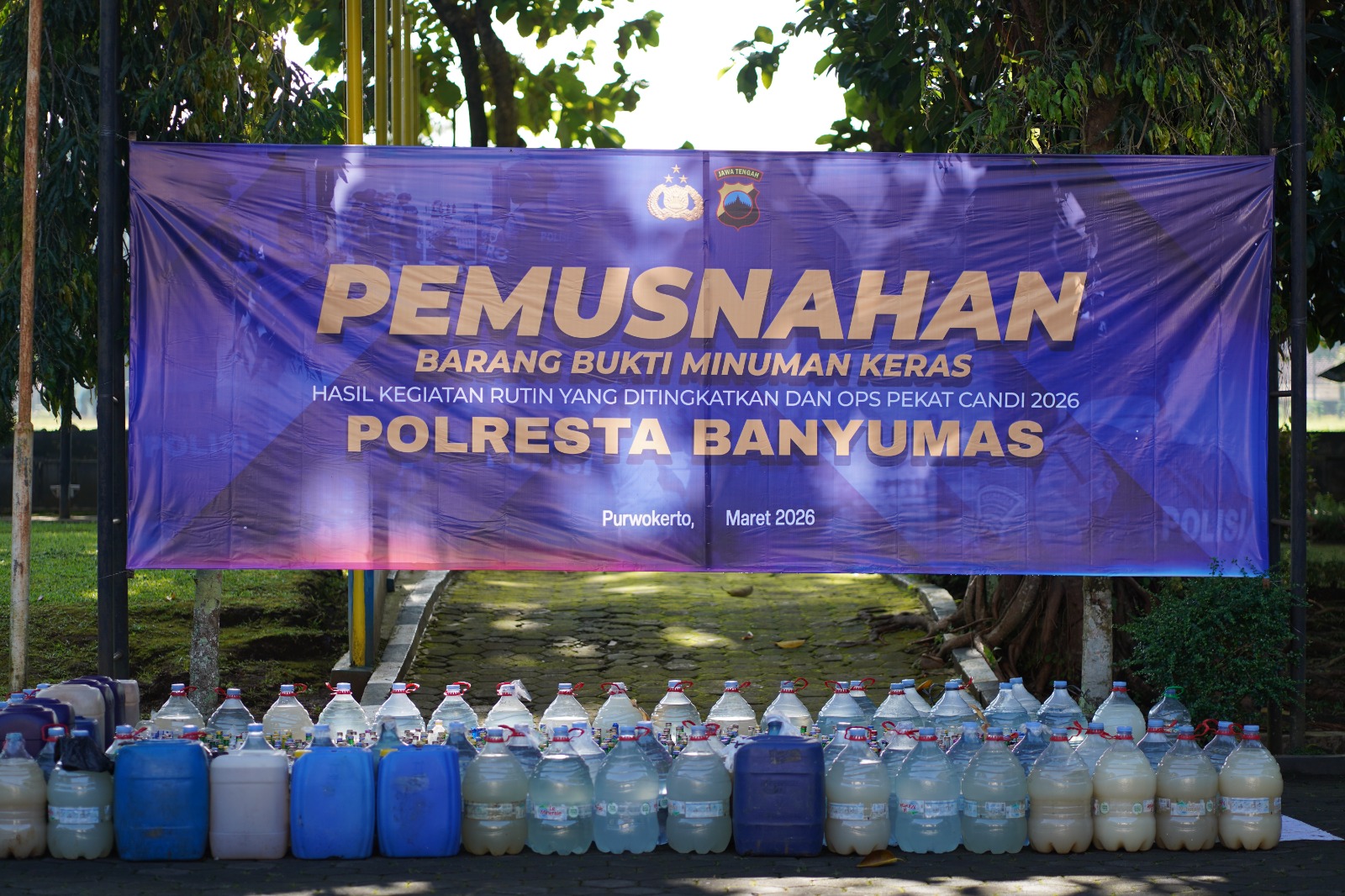 Ribuan Liter Miras Dimusnahkan, Polresta Banyumas Tekan Kriminalitas Jelang Idul Fitri 1447 H