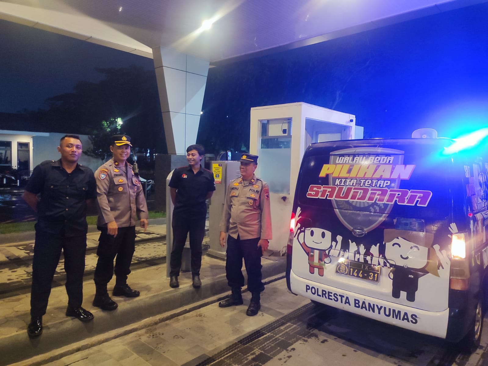 Tekan Aksi Curat dan Curanmor, Satbinmas Polresta Banyumas Sambangi Bank Hingga Perumahan Warga
